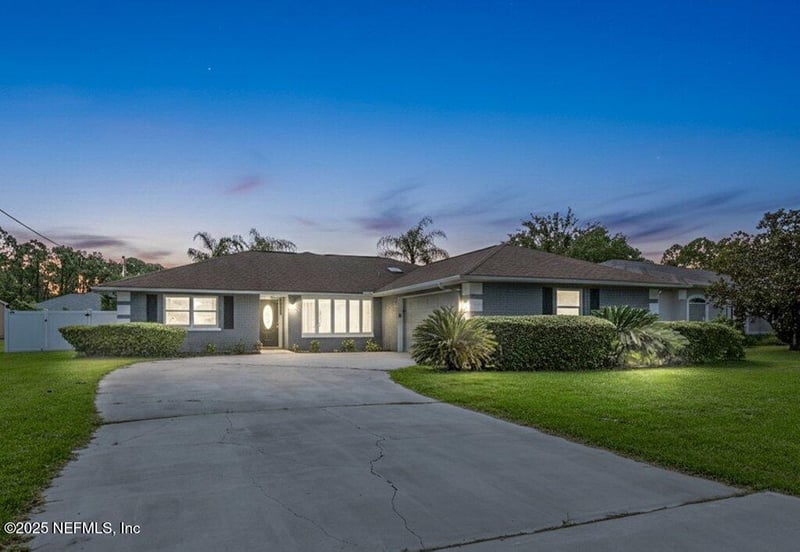 7 Winterberry Pl, Palm Coast, FL 32164