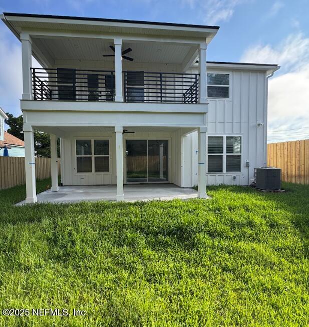 70 W 6th St, Atlantic Beach, FL 32233