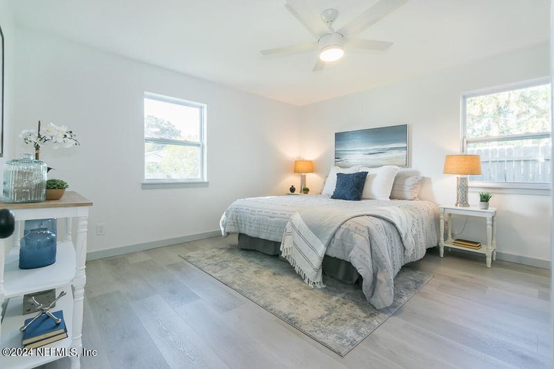 700 7th St N, Jacksonville Beach, FL 32250