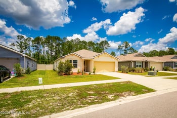 70021 Misty Lake Ct, Yulee, FL 32097