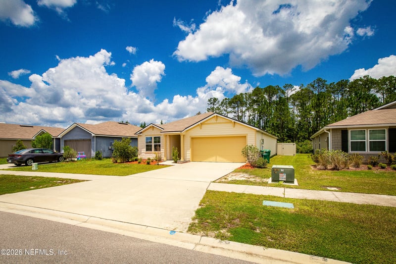 70021 Misty Lake Ct, Yulee, FL 32097