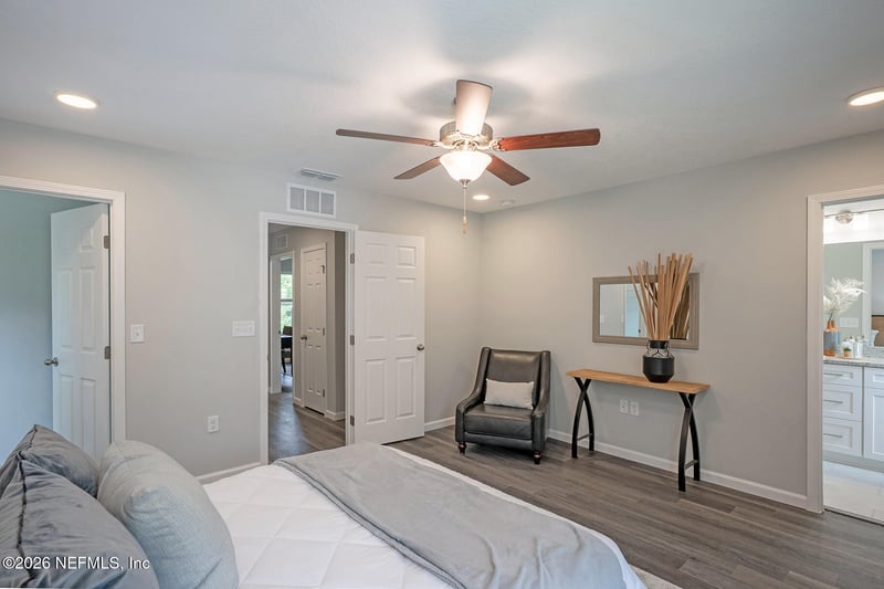 7005 Old Middleburg Rd S, Jacksonville, FL 32222
