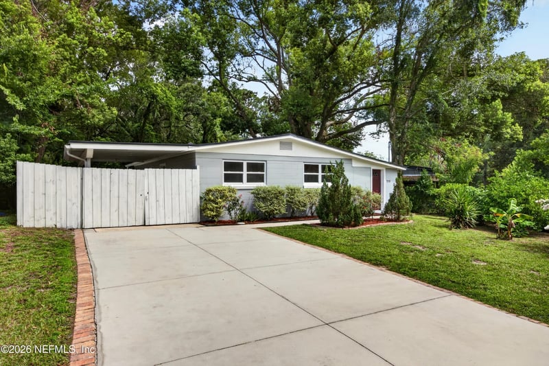 7015 Miss Muffet Ln N, Jacksonville, FL 32210