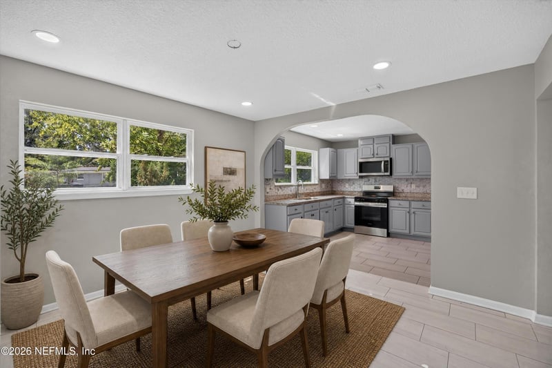 7015 Miss Muffet Ln N, Jacksonville, FL 32210