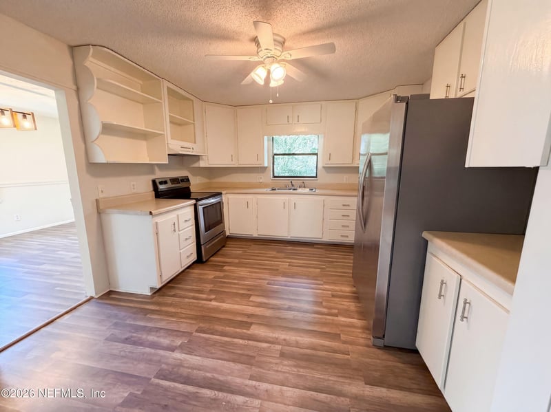 7023 Shindler Dr, Jacksonville, FL 32222