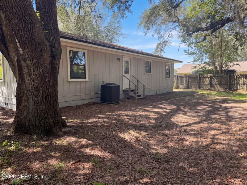 7023 Shindler Dr, Jacksonville, FL 32222
