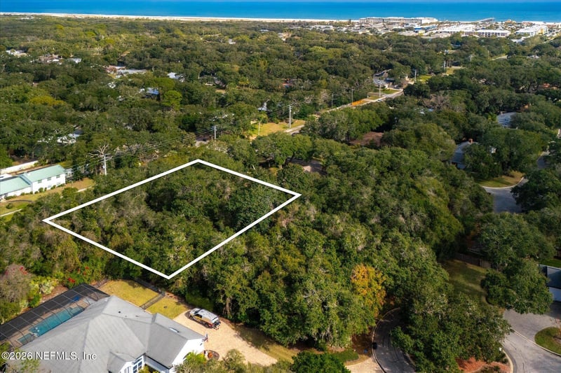703 16th St, St Augustine, FL 32080