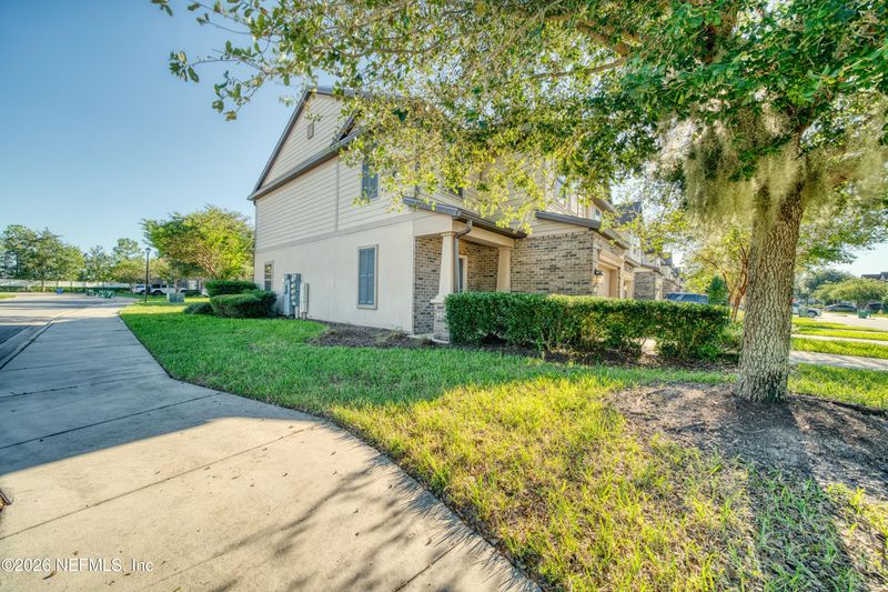 7030 Berrybrook Dr, Jacksonville, FL 32258