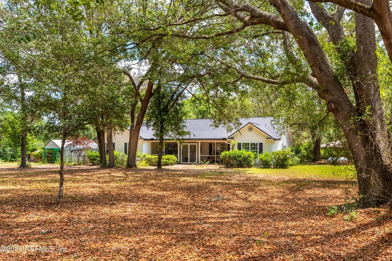 7031 Oakridge Loop, Glen St Mary, FL 32040