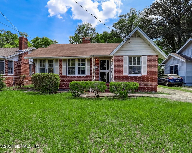 7041 Alpine St, Jacksonville, FL 32208
