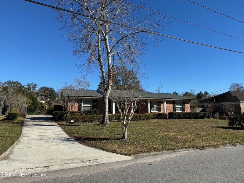 7053 Hanson Dr N, Jacksonville, FL 32210