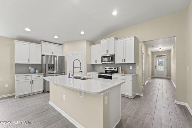 70550 Winding River Dr, Yulee, FL 32097