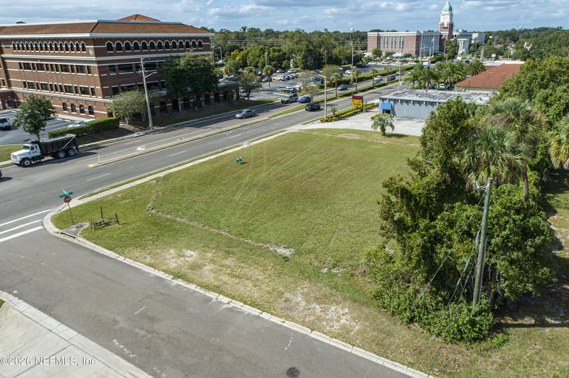 706 N Orange Ave, Green Cove Springs, FL 32043