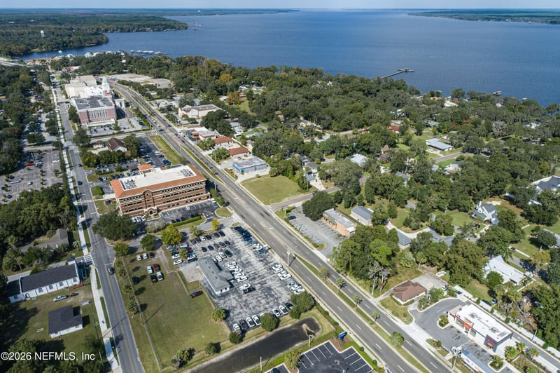 706 N Orange Ave, Green Cove Springs, FL 32043