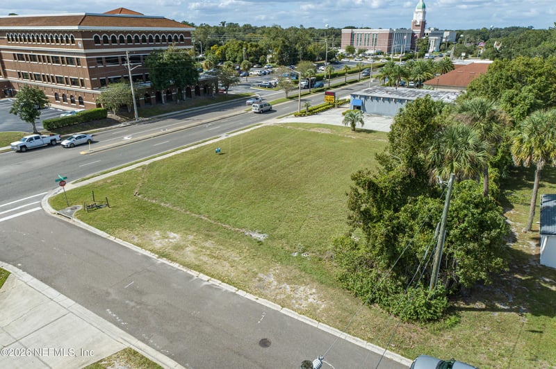 706 N Orange Ave, Green Cove Springs, FL 32043