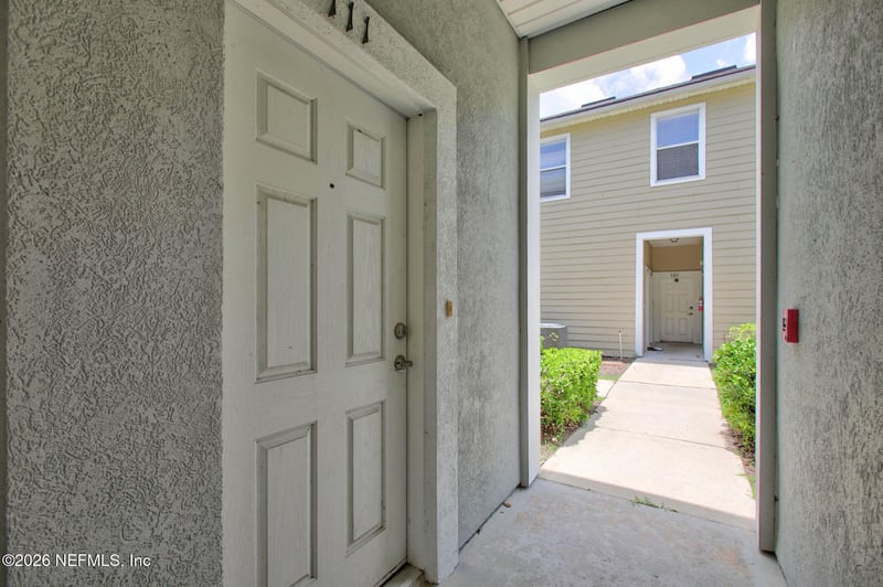 7060 Deer Lodge Cir #111, Jacksonville, FL 32256