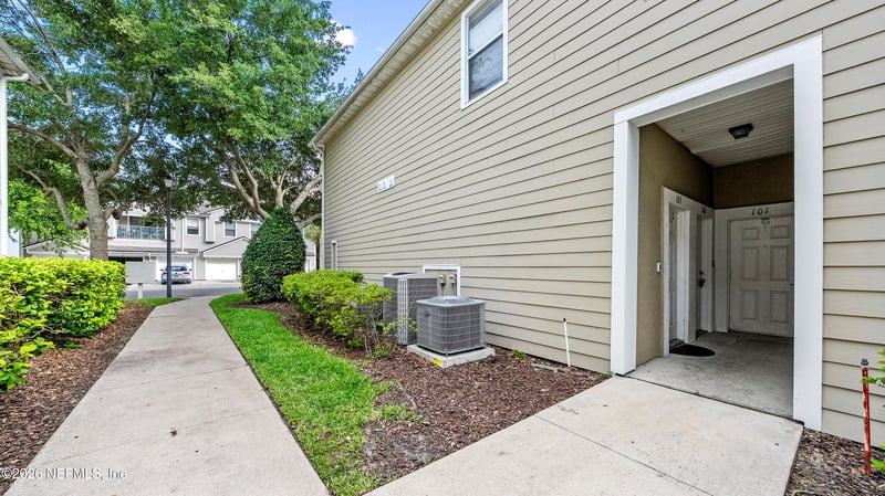 7064 Deer Lodge Cir #106, Jacksonville, FL 32256