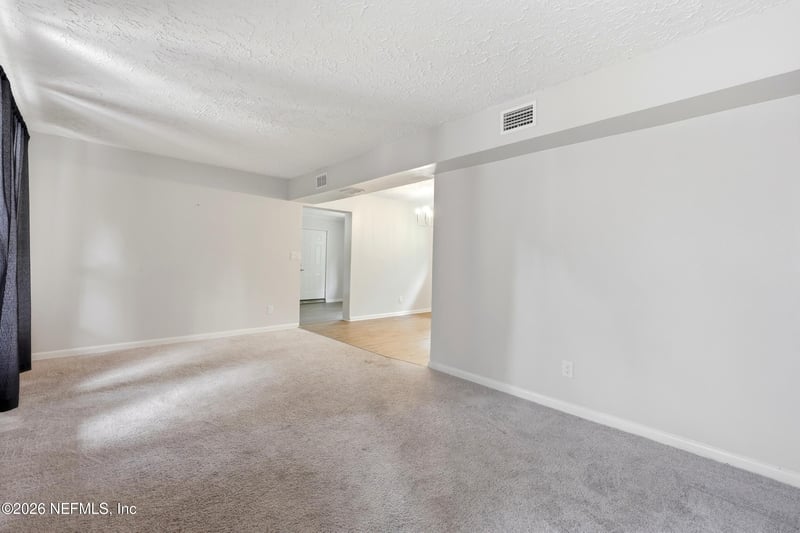 7067 Clovis Rd, Jacksonville, FL 32205
