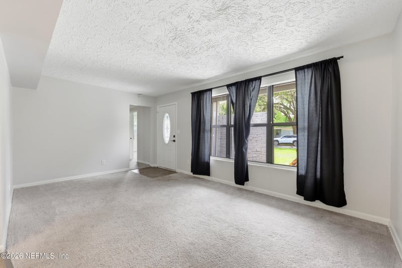 7067 Clovis Rd, Jacksonville, FL 32205