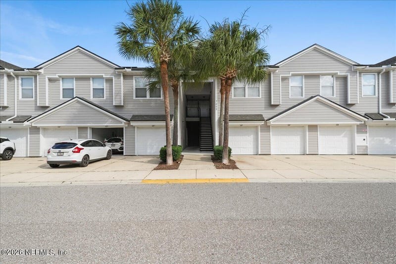 7068 Deer Lodge Cir #107, Jacksonville, FL 32256