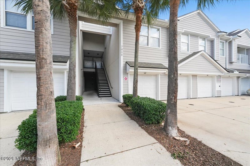 7068 Deer Lodge Cir #107, Jacksonville, FL 32256