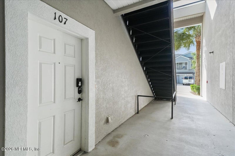 7068 Deer Lodge Cir #107, Jacksonville, FL 32256