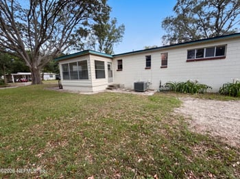 7073 Cotillion Rd N, Jacksonville, FL 32211