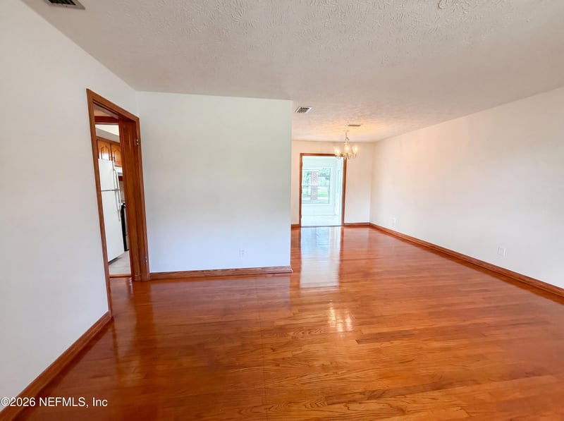 7073 Cotillion Rd N, Jacksonville, FL 32211