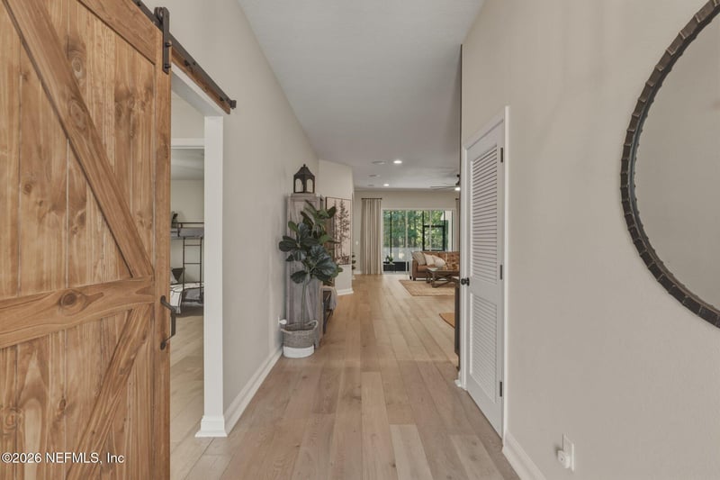 709 Kings College Dr, St Johns, FL 32259