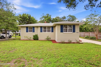 711 Valley Forge Rd, Jacksonville, FL 32208
