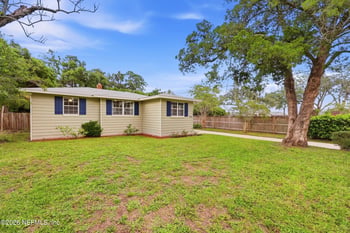 711 Valley Forge Rd, Jacksonville, FL 32208