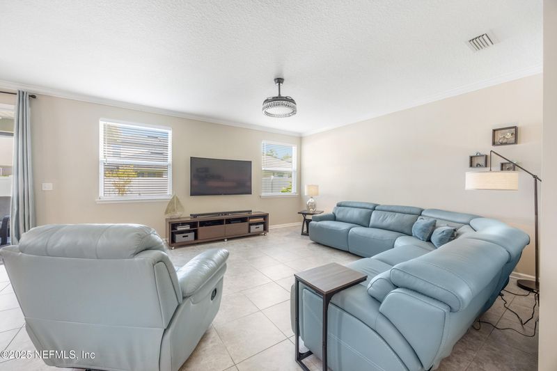 7116 Mirabelle Dr, Jacksonville, FL 32258
