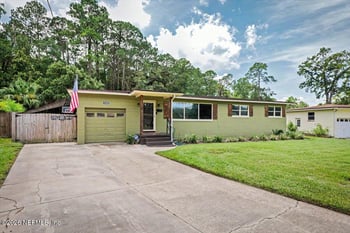 7126 Sans Souci Rd, Jacksonville, FL 32216