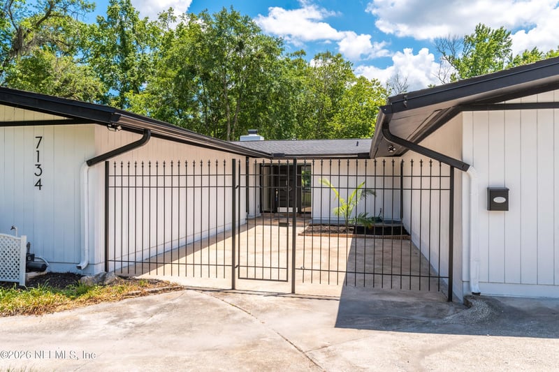 7134 Electra Dr S, Jacksonville, FL 32210