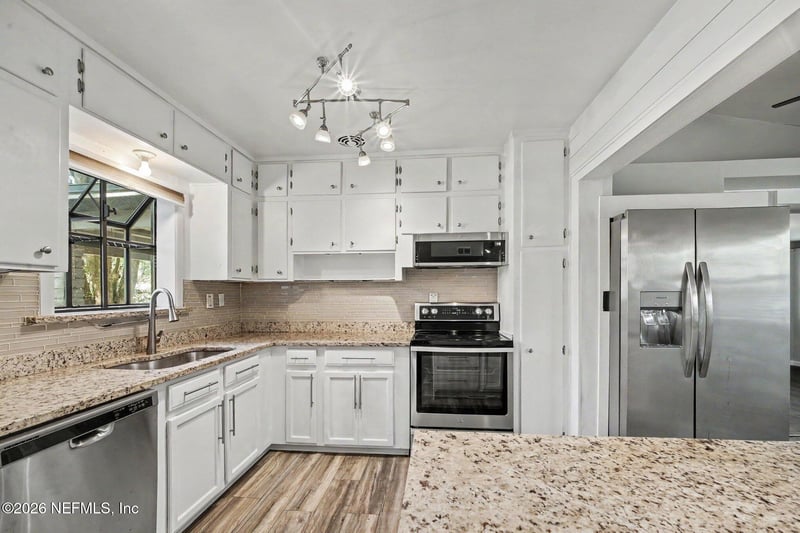 7139 Hallock St, Jacksonville, FL 32211