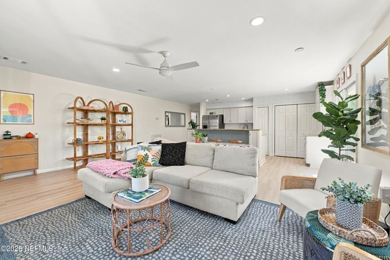714 14th Ave S, Jacksonville Beach, FL 32250