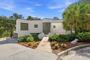 715 Rio Lindo Dr, Jacksonville, FL 32207