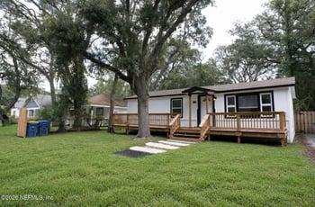 716 S 12th St, Fernandina Beach, FL 32034