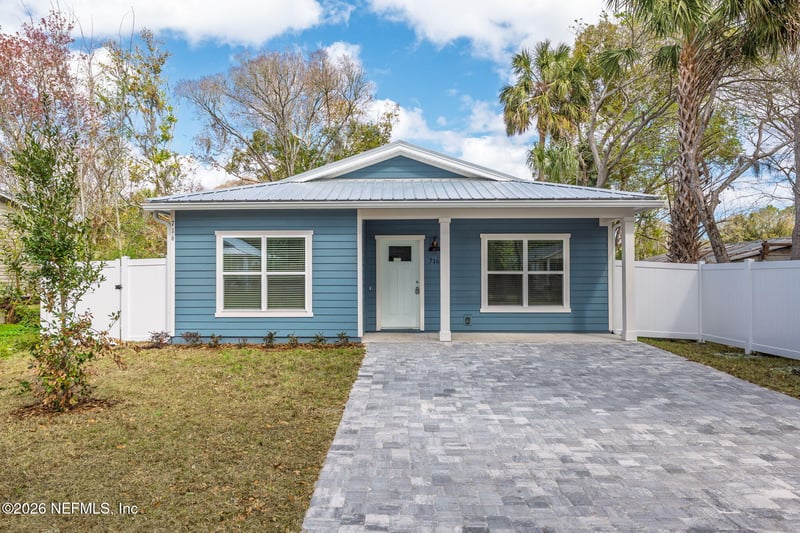 716 W 6th St, St Augustine, FL 32084