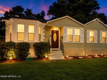 7164 W Lucky Dr W, Jacksonville, FL 32208
