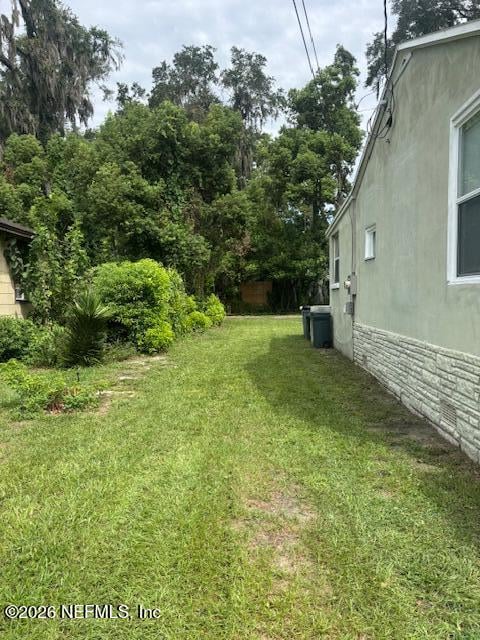 7164 W Lucky Dr W, Jacksonville, FL 32208