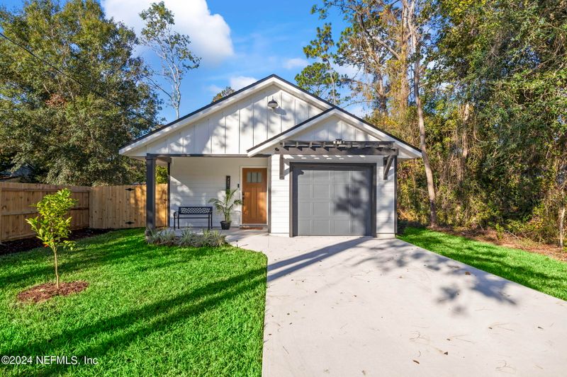721 N Volusia St, St Augustine, FL 32084