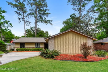 7213 Secret Woods Dr, Jacksonville, FL 32216