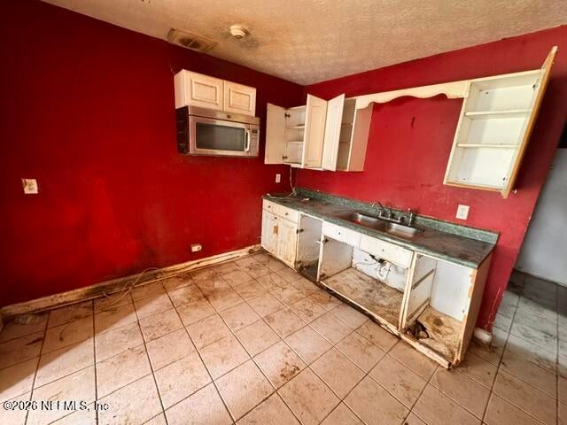 7215 Karenita Dr, Jacksonville, FL 32210