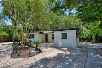 7227 Wendy Cir, Jacksonville, FL 32211