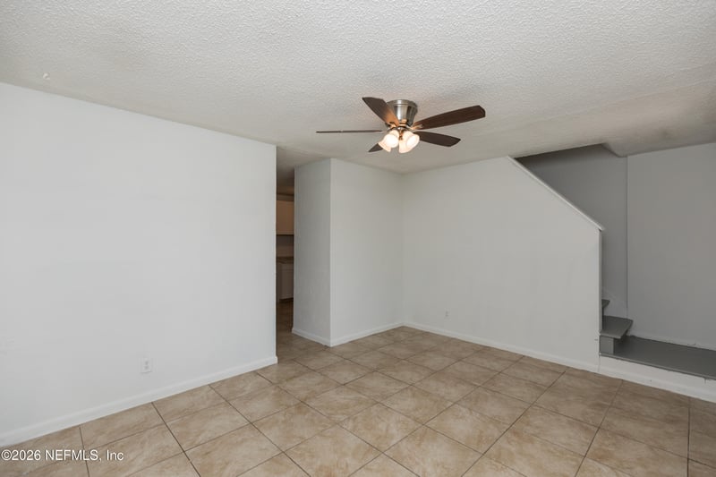 7235 Ken Knight Dr, Jacksonville, FL 32209