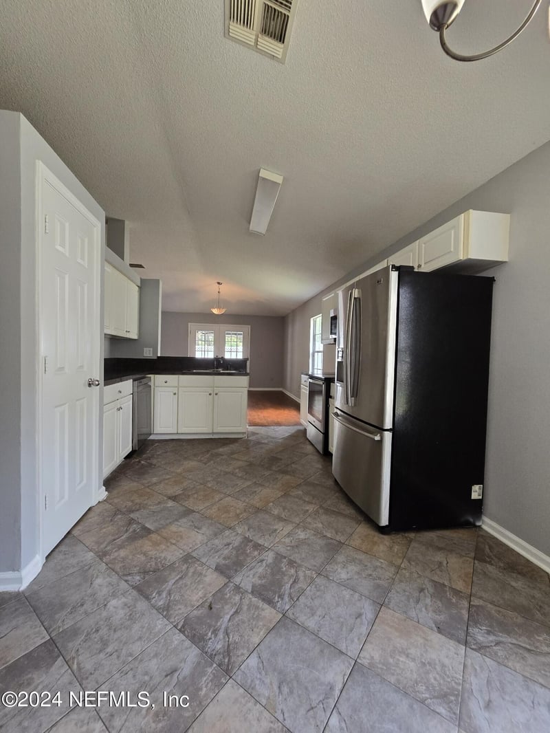724 S Lilac Loop, Jacksonville, FL 32259