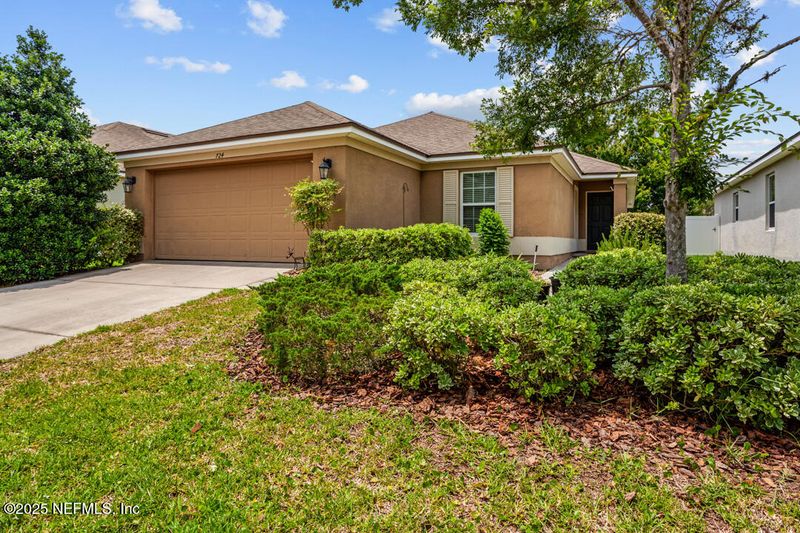 724 Sunny Stroll Dr, Middleburg, FL 32068