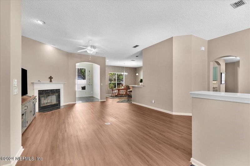 724 Westminster Dr, Orange Park, FL 32073