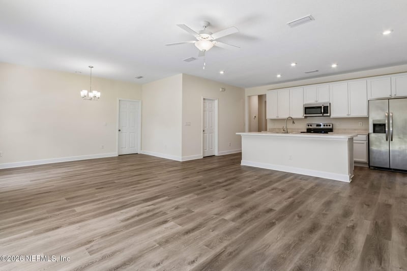 7242 Luke St, Jacksonville, FL 32210